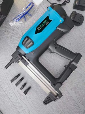 マルチ機能ガスコンクリートネイル銃 GCN40C 最大ネイル長 1 1/2IN 格安