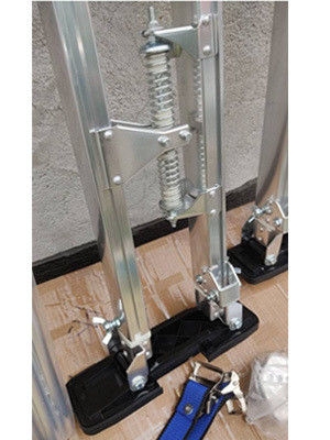 調整可能なアルミニウムスタイル 建築成人のための性能向上 315*205*770mm